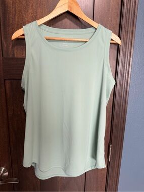 Women’s Tek Gear Sleeveless Active Tank Top - Sage Green L